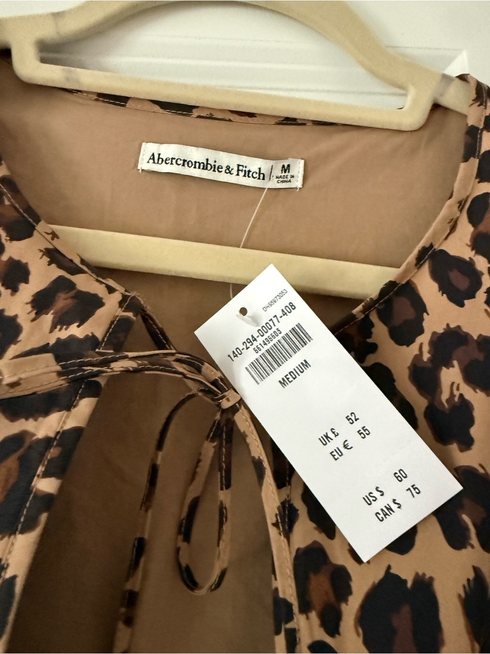 Abercrombie & Fitch Leopard Print Tie-Front Blouse NWT - Picture 2 of 3